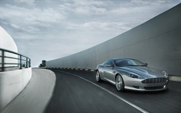 FOND D ECRAN ASTON MARTIN 