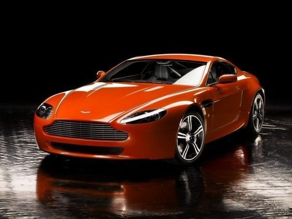 FOND D ECRAN ASTON MARTIN 