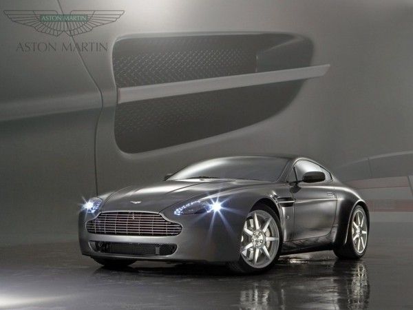 FOND D ECRAN ASTON MARTIN 