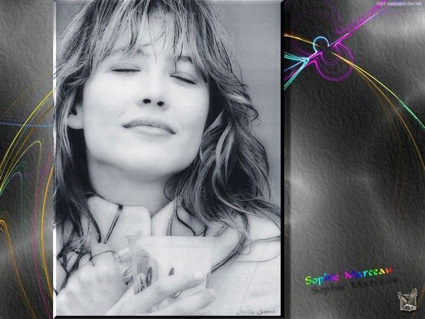 FOND D ECRAN SOPHIE MARCEAU