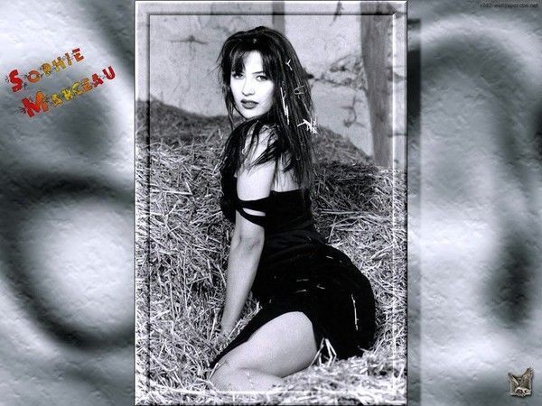 FOND D ECRAN SOPHIE MARCEAU