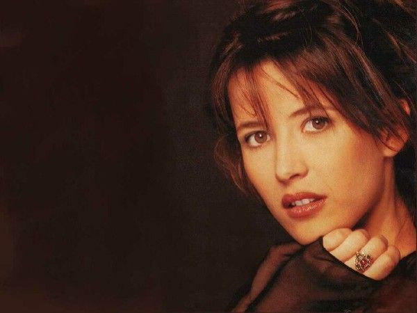 FOND D ECRAN SOPHIE MARCEAU