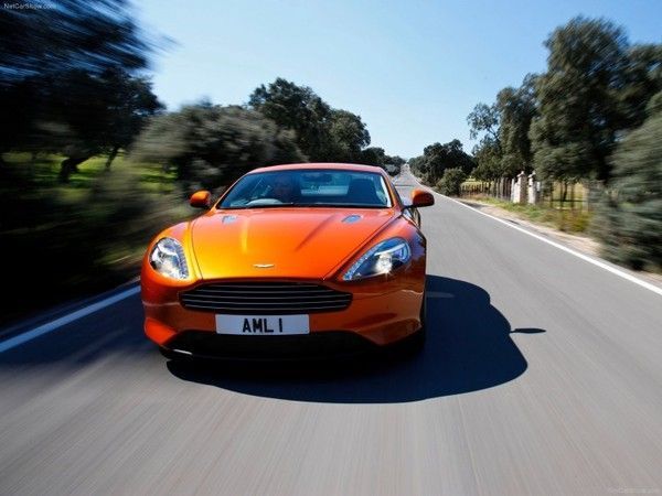 FOND D ECRAN ASTON MARTIN 