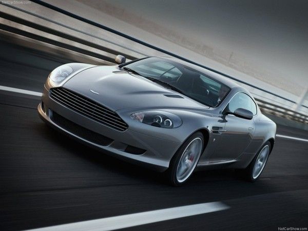 FOND D ECRAN ASTON MARTIN 