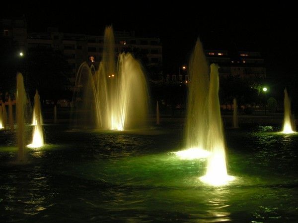 FOND D ECRAN FONTAINE 