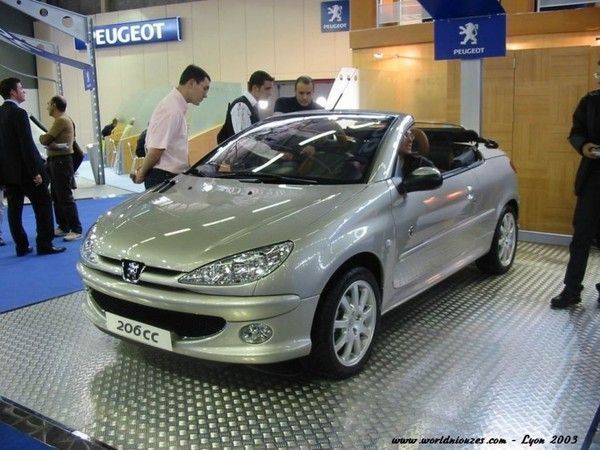 FOND D ECRAN PEUGEOT 