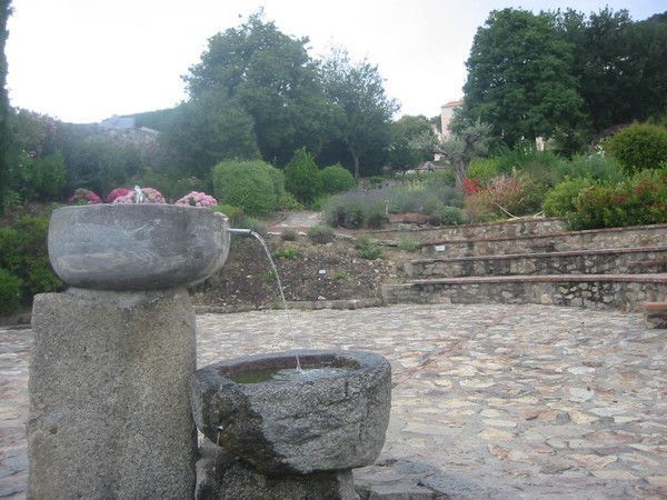 FOND D ECRAN FONTAINE 