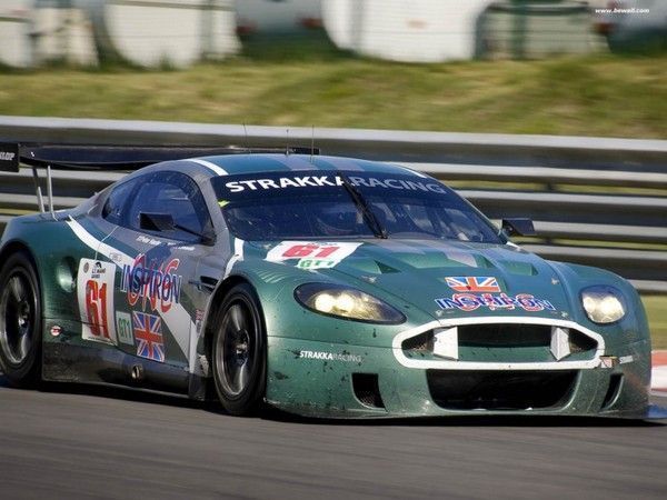 FOND D ECRAN ASTON MARTIN 