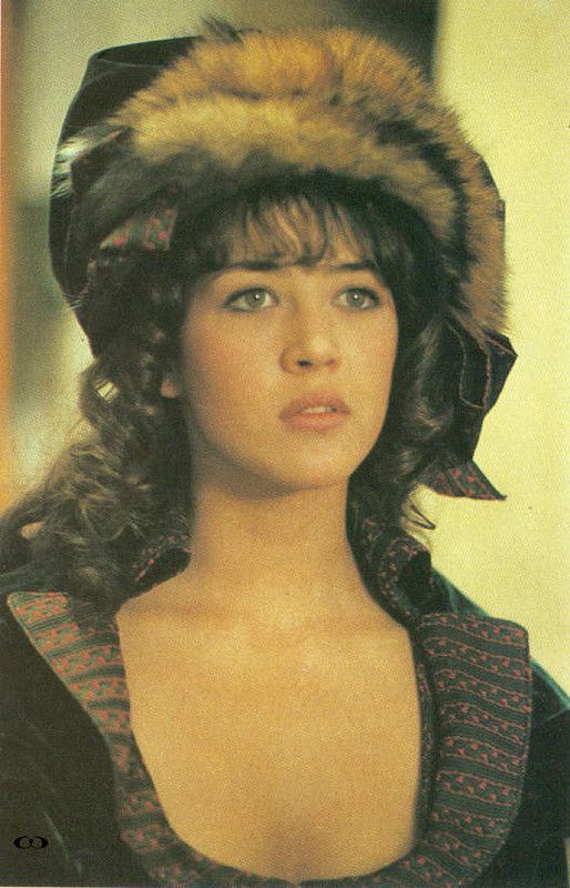 FOND D ECRAN SOPHIE MARCEAU